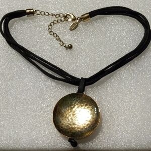 Chicos Elegant Gold Pendant And Cord Necklace. Nwot.